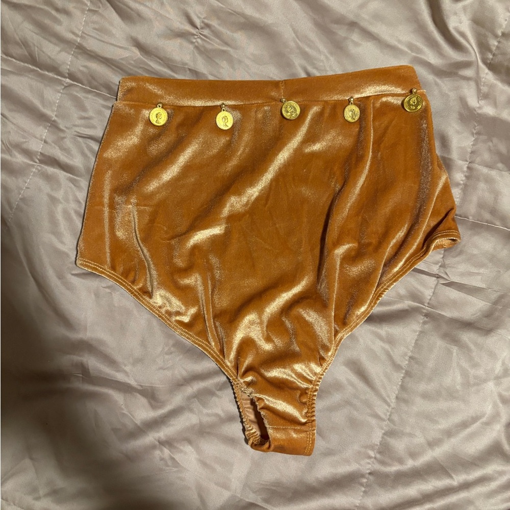 NWT Her Pony The Label Gold Velvet Set - Picture 5 of 5